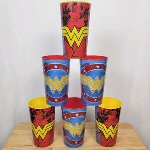 Wonder Woman Plastic Cups Set 6 DC Comics Licensed Party Tumblers Vintage Style